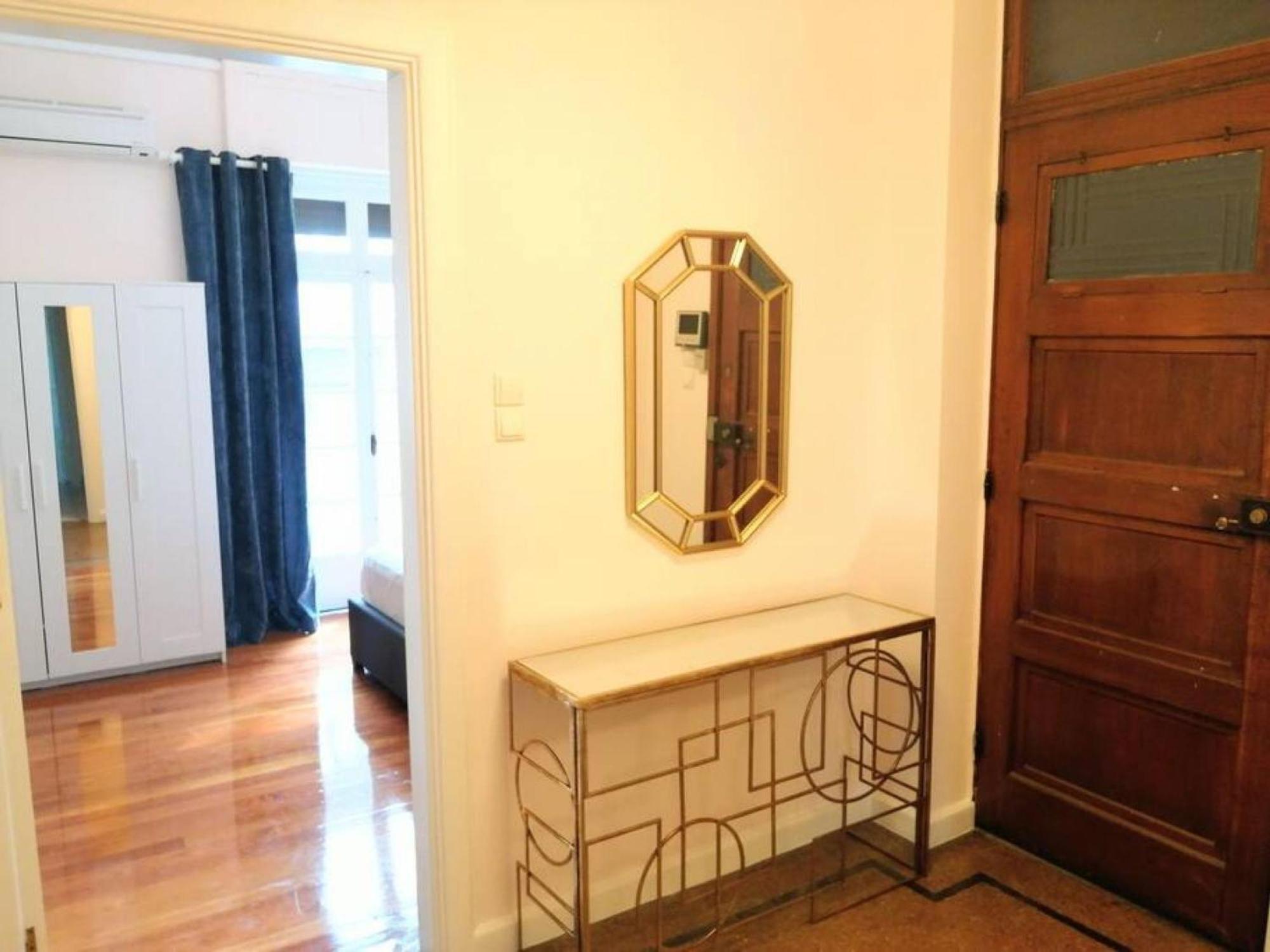 Elegant Apartment In Syntagma Square Афіни Екстер'єр фото