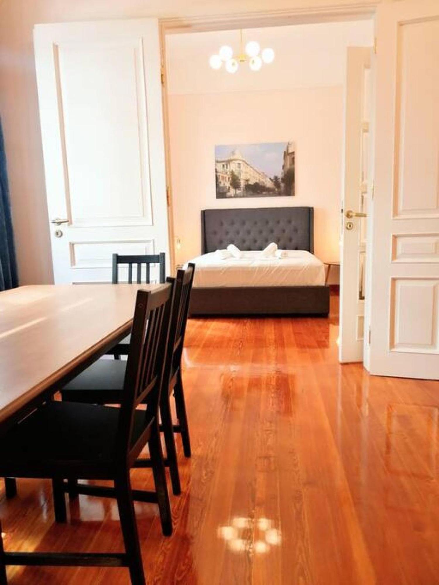 Elegant Apartment In Syntagma Square Афіни Екстер'єр фото